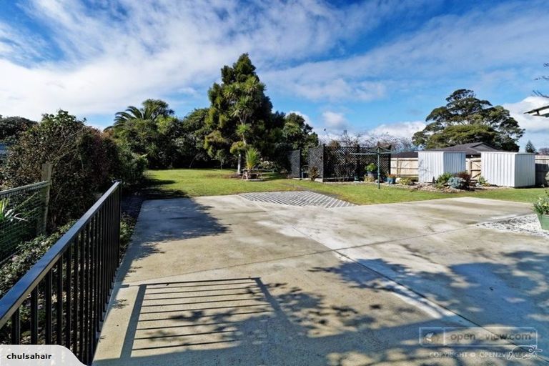 Photo of property in 52 Newington Road, Henderson, Auckland, 0612