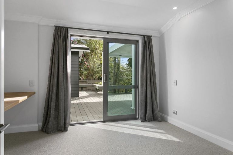 Photo of property in 11 Oregon Drive, Rainbow Point, Taupo, 3330