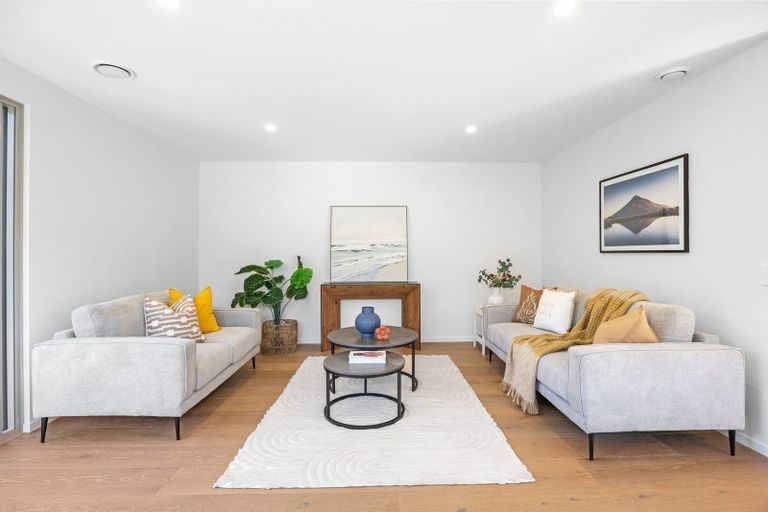 Photo of property in 1 Kahika Lane, Westmorland, Christchurch, 8025