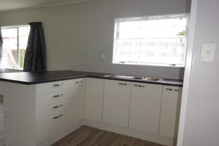 Photo of property in 11b Kilkee Terrace, Flaxmere, Hastings, 4120