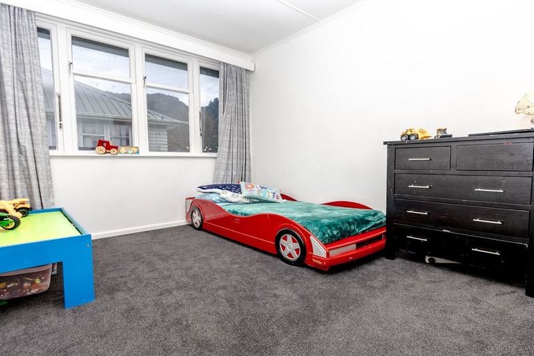 Photo of property in 73 Richmond Street, Cobden, Greymouth, 7802