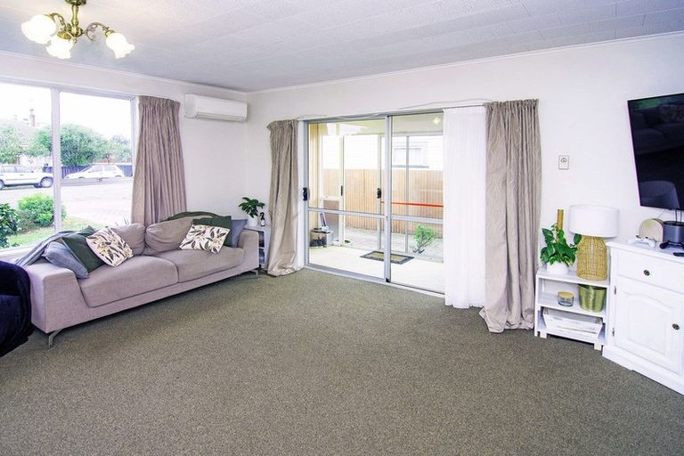Photo of property in 27 Elizabeth Street, Masterton, 5810