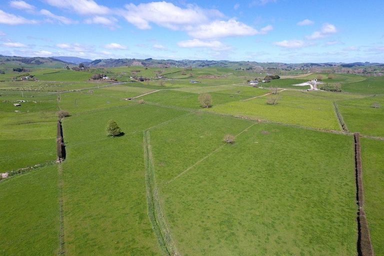 Photo of property in 66 Reid Road, Ngahinapouri, Ohaupo, 3882