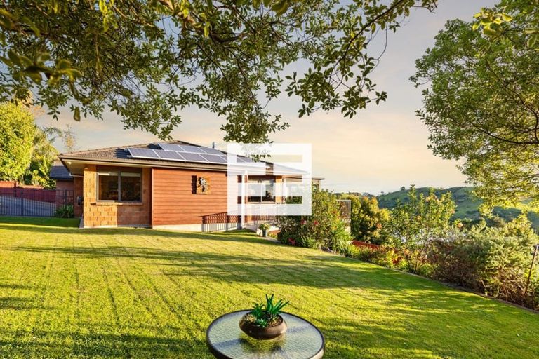 Photo of property in 132r Waikite Road, Welcome Bay, Tauranga, 3175