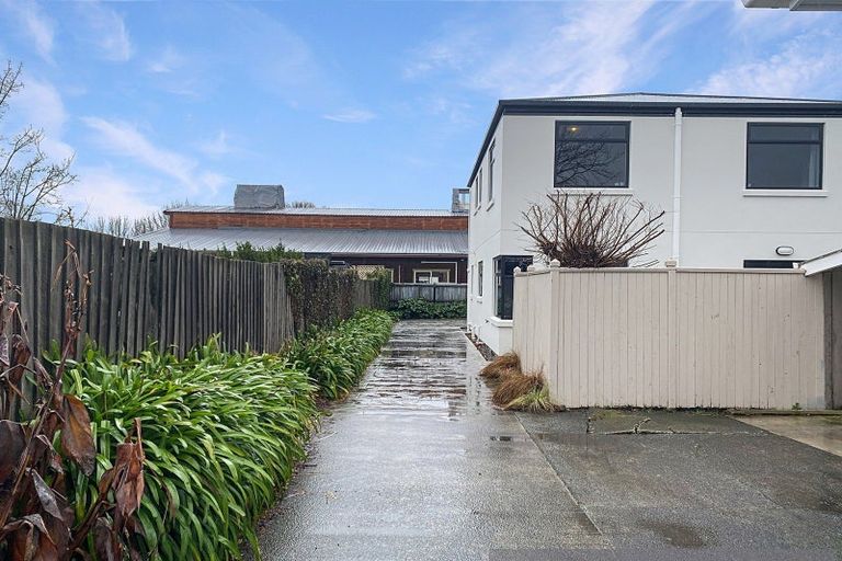 Photo of property in 16 Edgeware Road, St Albans, Christchurch, 8014