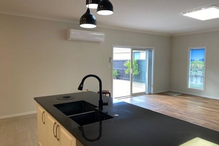 Photo of property in 27 Ruru Street, Cambridge, 3434