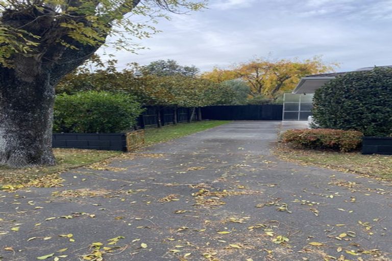 Photo of property in 1/27 Thorrington Road, Cashmere, Christchurch, 8022