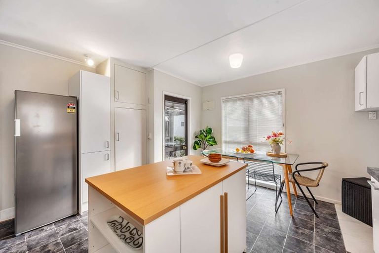 Photo of property in 53 Flanders Avenue, Onekawa, Napier, 4110