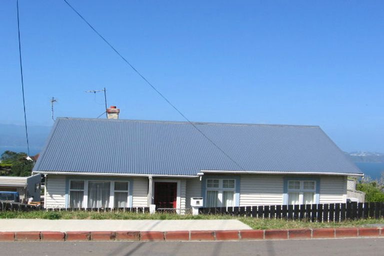 Photo of property in 24a Mandalay Terrace, Khandallah, Wellington, 6035