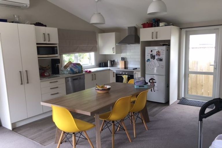 Photo of property in 140 Fraser Avenue, Johnsonville, Wellington, 6037