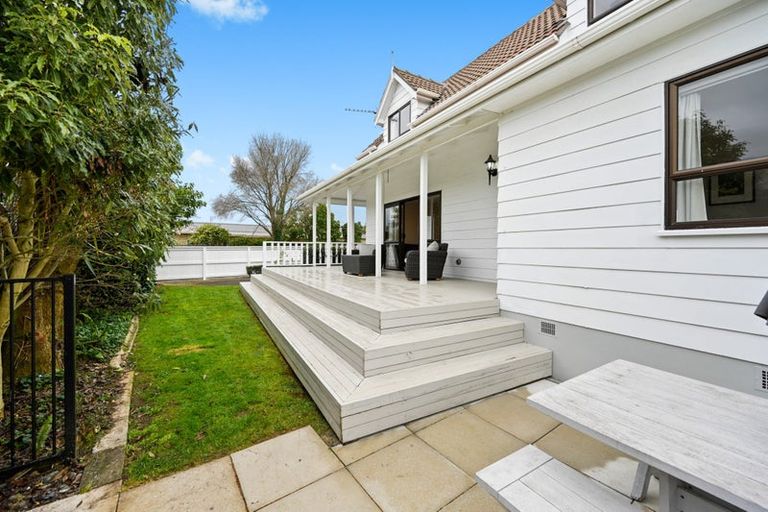 Photo of property in 120 Grey Street, Cambridge, 3434