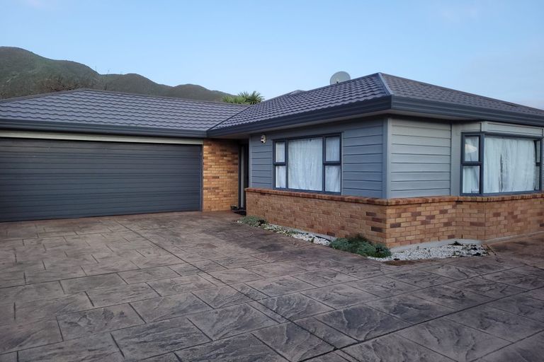 Photo of property in 95 Mandel Mews, Waiwhetu, Lower Hutt, 5010