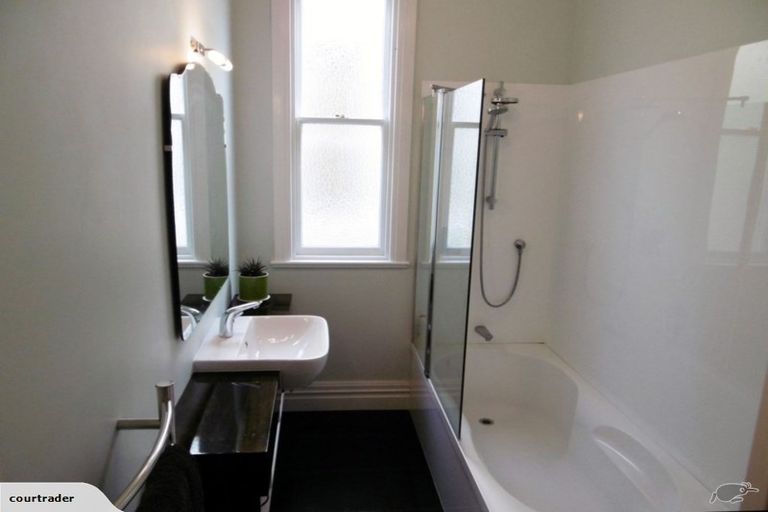 Photo of property in 33-35 Coromandel Street, Newtown, Wellington, 6021