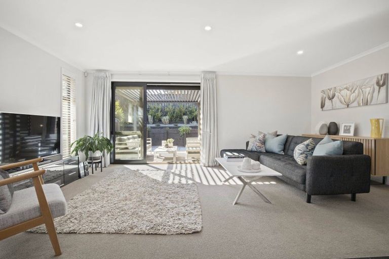 Photo of property in 14 Walter Lawry Road, Paerata, Pukekohe, 2124