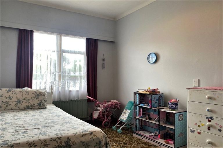 Photo of property in 11 Craig Street, Stratford, 4332