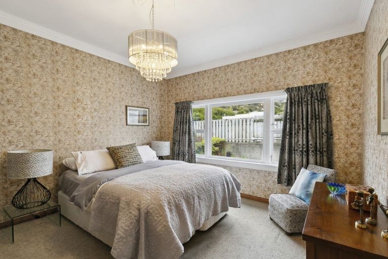 Photo of property in 29a Parkvale Road, Karori, Wellington, 6012