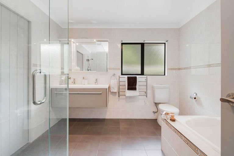 Photo of property in 30 Mccallum Drive, Sandspit, Warkworth, 0982