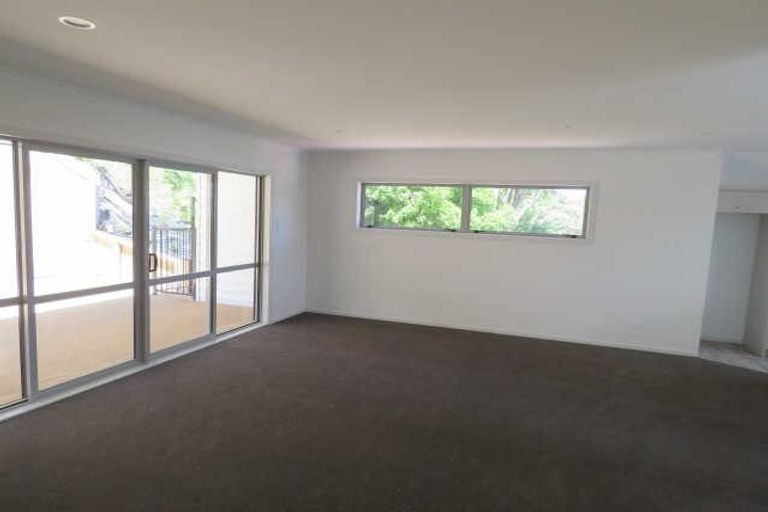 Photo of property in 50u4 Banbury Crescent, Fairfield, Hamilton, 3214