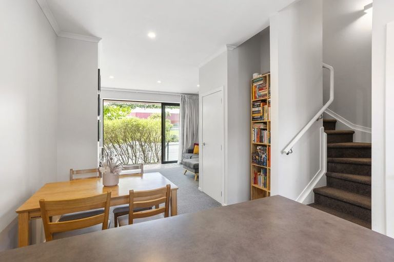 Photo of property in 7/89 Hobsonville Point Road, Hobsonville, Auckland, 0616