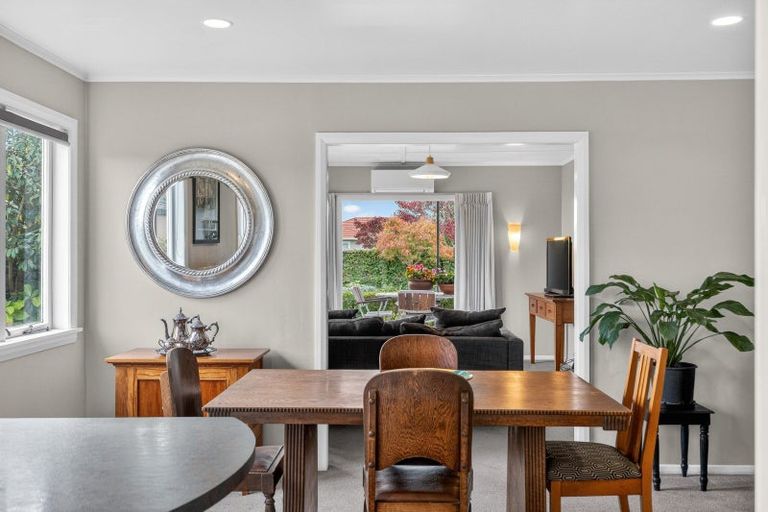 Photo of property in 9 Sandwich Road, St Andrews, Hamilton, 3200