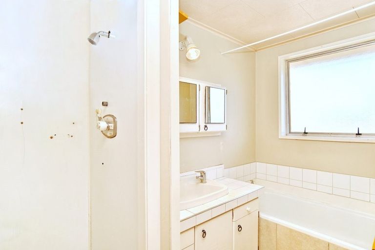 Photo of property in 10 Wanstead Place, Woolston, Christchurch, 8062