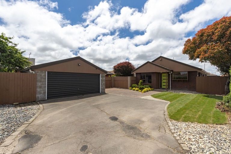 Photo of property in 51 Arcon Drive, Broomfield, Christchurch, 8042