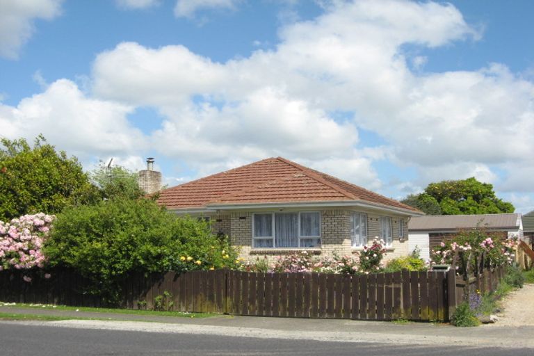 Photo of property in 27 Walters Road, Takanini, 2112