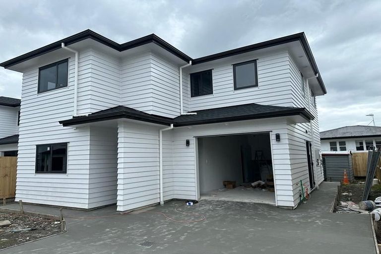 Photo of property in 6 Nagra Lane, Papakura, 2110