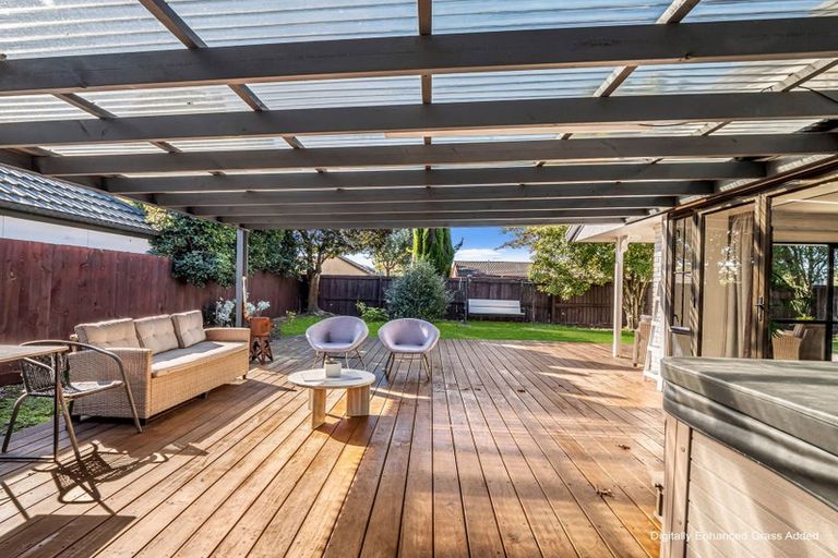 Photo of property in 64 Karnak Crescent, Russley, Christchurch, 8042