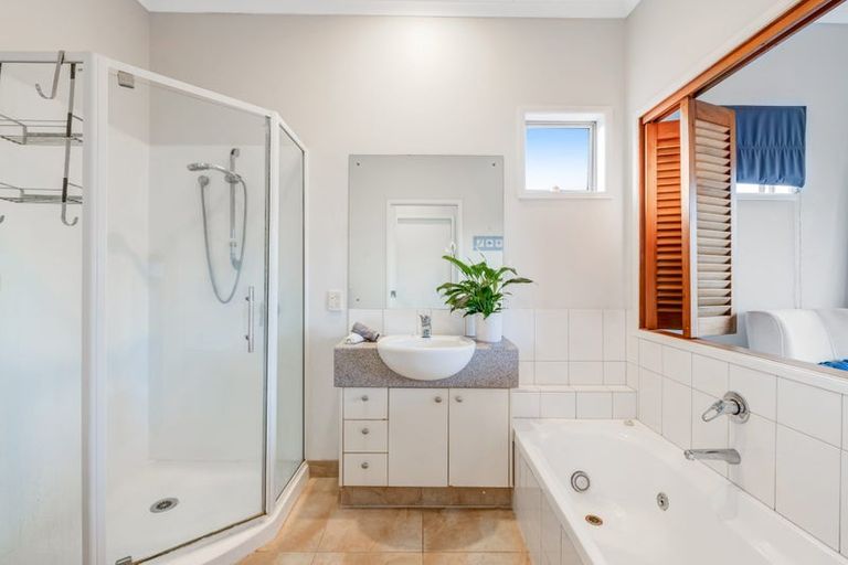 Photo of property in 19 Trimaran Drive, Gulf Harbour, Whangaparaoa, 0930