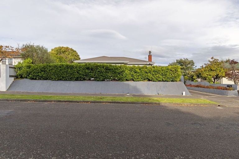 Photo of property in 46 Matamau Street, Palmerston North, 4414