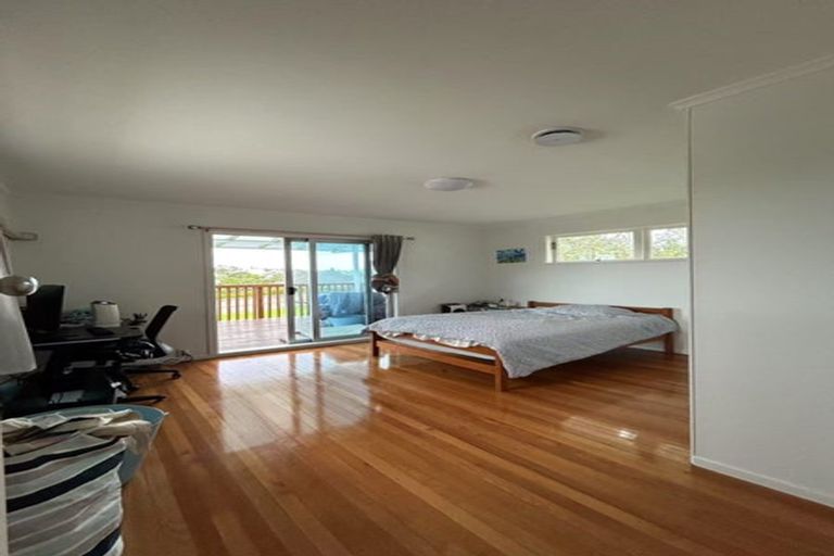 Photo of property in 26 Waimana Avenue, Northcote Point, Auckland, 0627