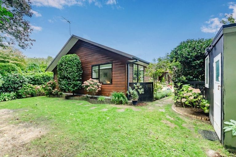 Photo of property in 11a Kohekohe Road, Waikanae, 5036