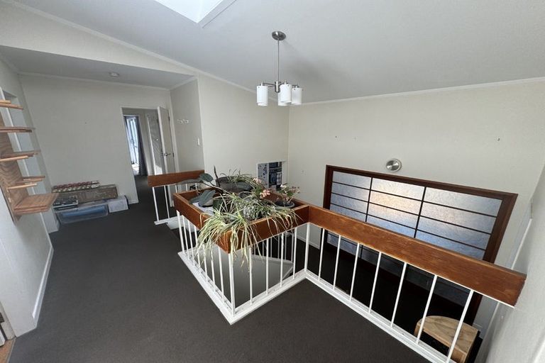 Photo of property in 12 Rama Crescent, Khandallah, Wellington, 6035