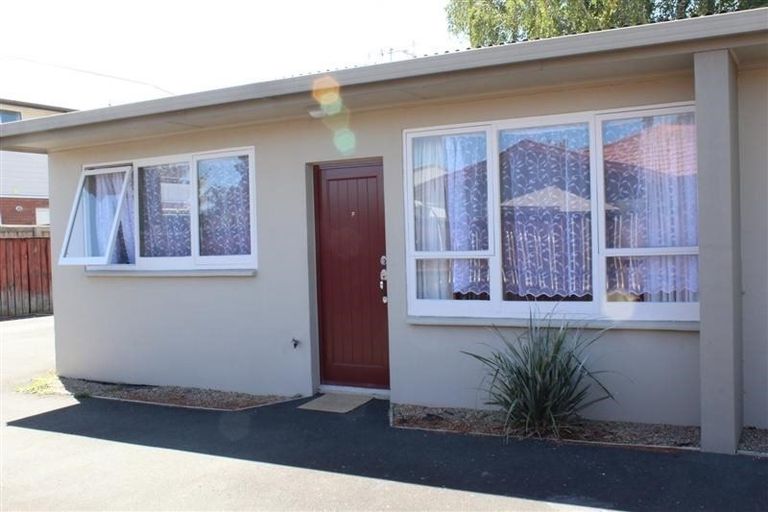 Photo of property in 8f Ford Street, Hamilton East, Hamilton, 3216