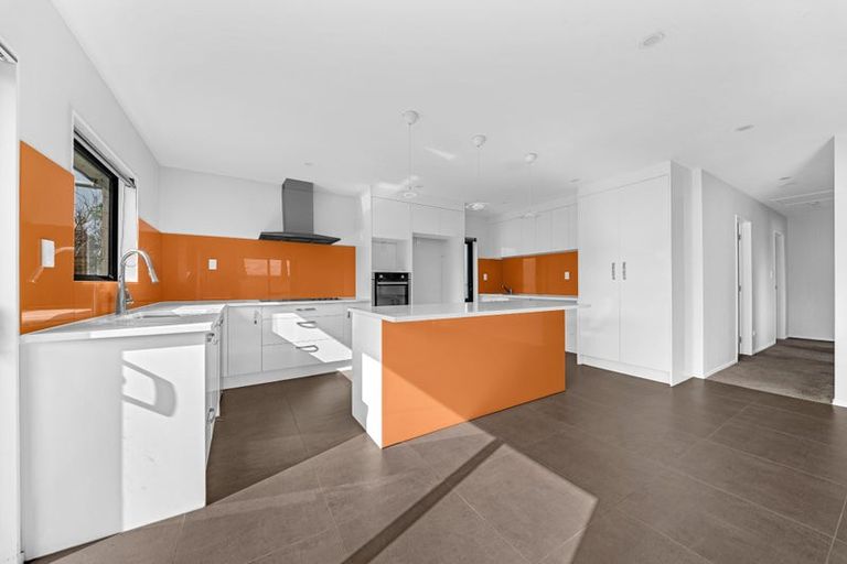 Photo of property in 1/25 Kennington Drive, Clendon Park, Auckland, 2103