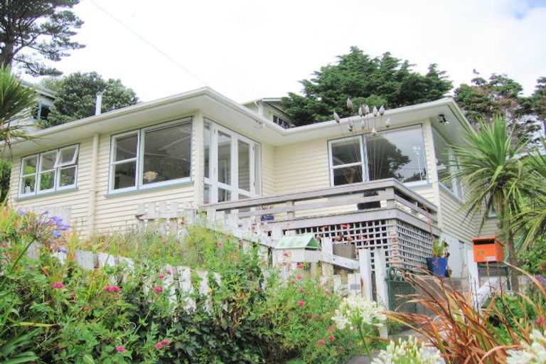 Photo of property in 29 Mornington Road, Brooklyn, Wellington, 6021