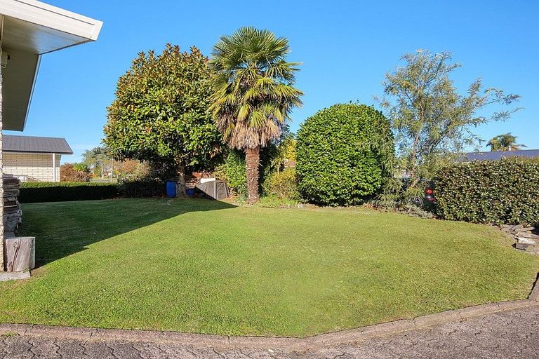 Photo of property in 9 Heron Crescent, Katikati, 3129