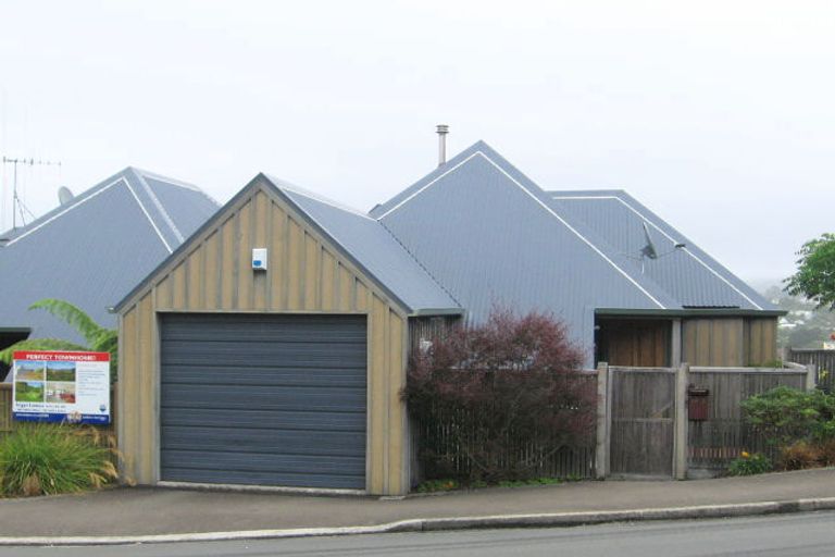 Photo of property in 19b Pembroke Road, Northland, Wellington, 6012