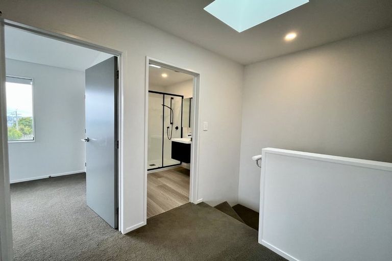 Photo of property in 1/22 James Laurie Street, Henderson, Auckland, 0612