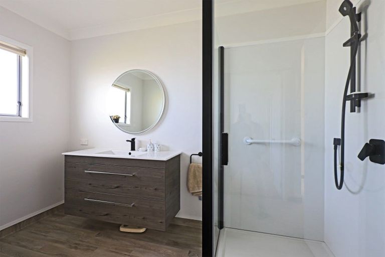 Photo of property in 36a Anzac Avenue, Onekawa, Napier, 4110