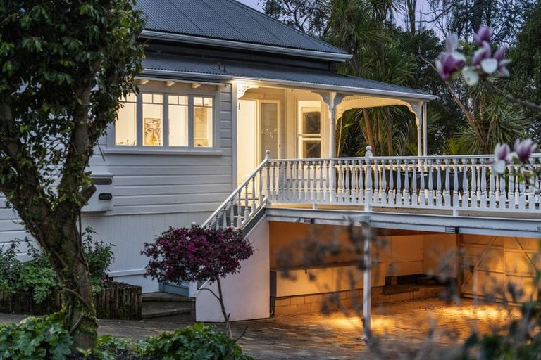 Photo of property in 25 Princes Street, Northcote Point, Auckland, 0627