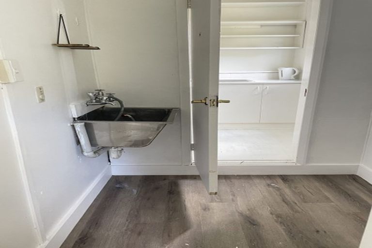 Photo of property in 9 Mortimer Terrace, Aro Valley, Wellington, 6021