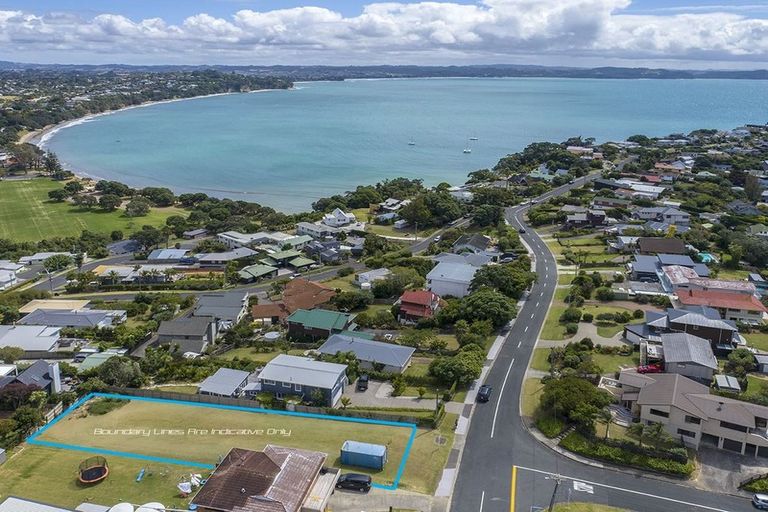 Photo of property in 20 Melandra Road, Stanmore Bay, Whangaparaoa, 0932