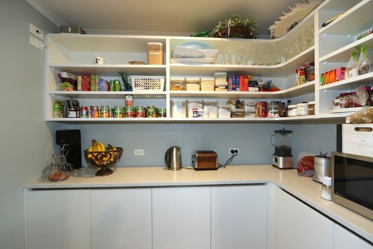 Photo of property in 4 Forsyth Street, Taradale, Napier, 4112