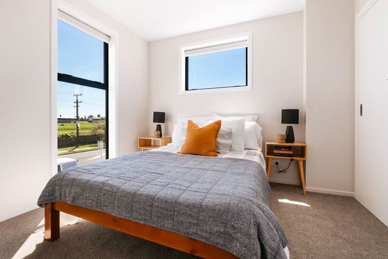 Photo of property in 2/1460 Cameron Road, Greerton, Tauranga, 3112