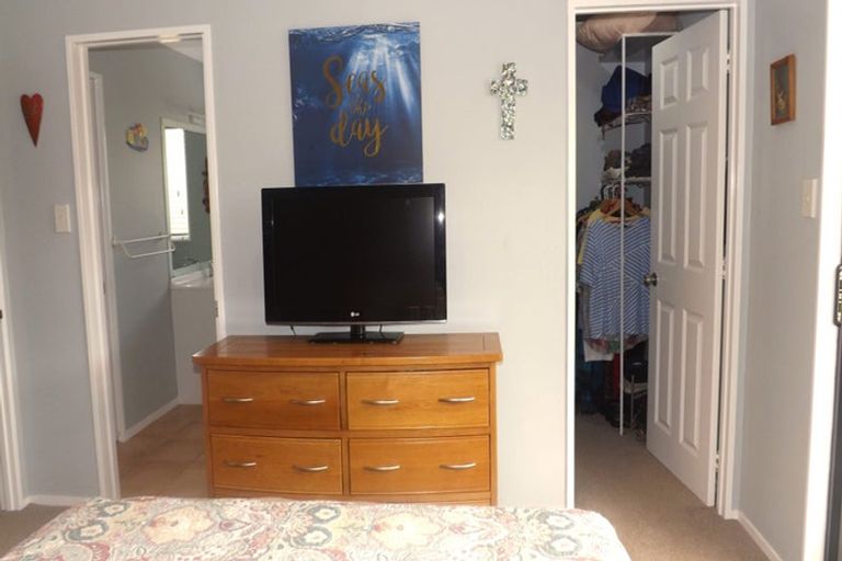 Photo of property in 1 Lochiel Place, Te Kamo, Whangarei, 0112