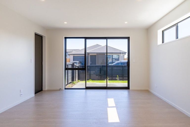 Photo of property in 5a Clontarf Lane, Belfast, Christchurch, 8051