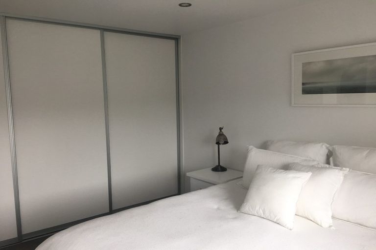 Photo of property in 12u3 Agra Crescent, Khandallah, Wellington, 6035