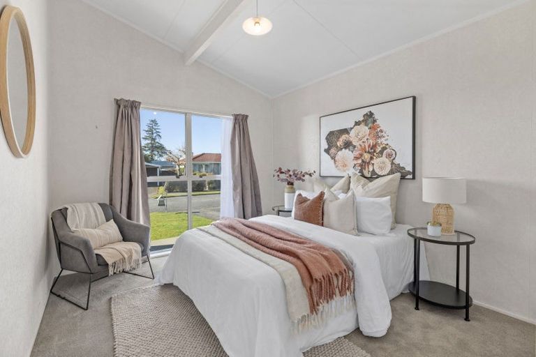 Photo of property in 2 Leeds Place, Solway, Masterton, 5810